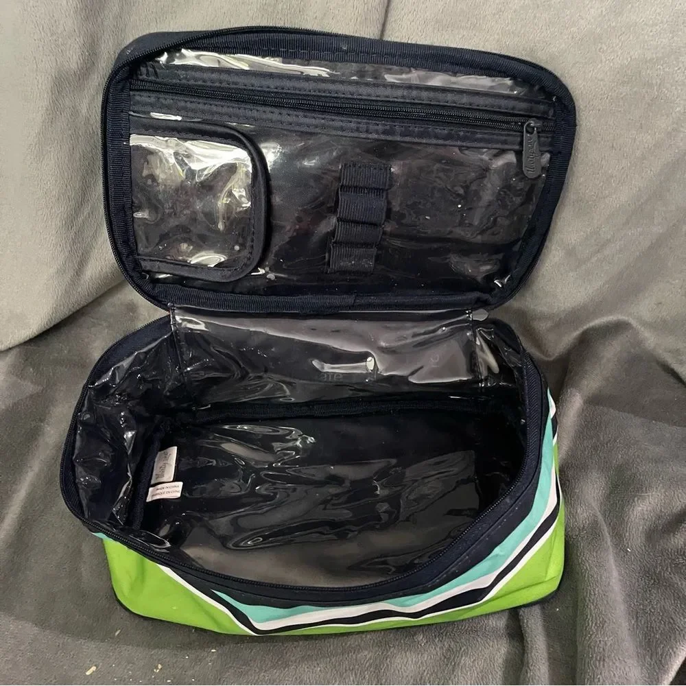 Thirty-One Glamour Case in Preppy Pop Travel Makeup Bag